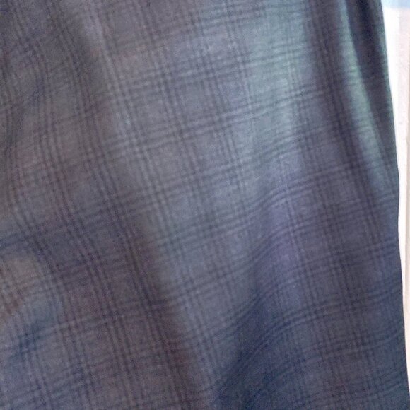 Jos.A. Bank Traveler Collection Slim Fit Mini Check Suit | Black | Size 40L /34W - Picture 7 of 10